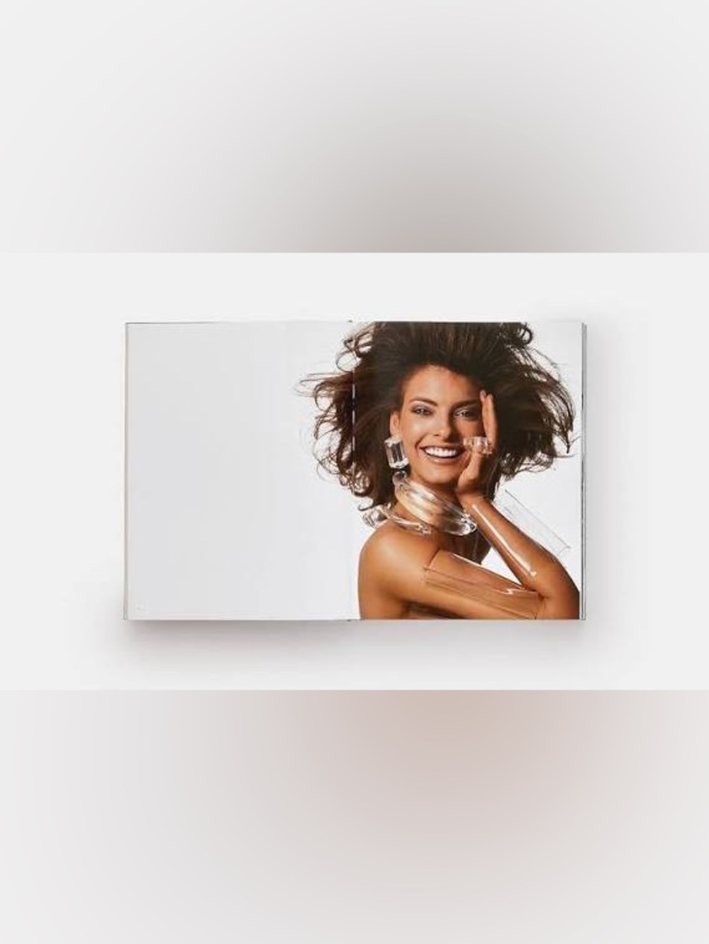 LINDA Evangelista Photographed by Steven Meisel Book (NEW) - Picture 3 of 11